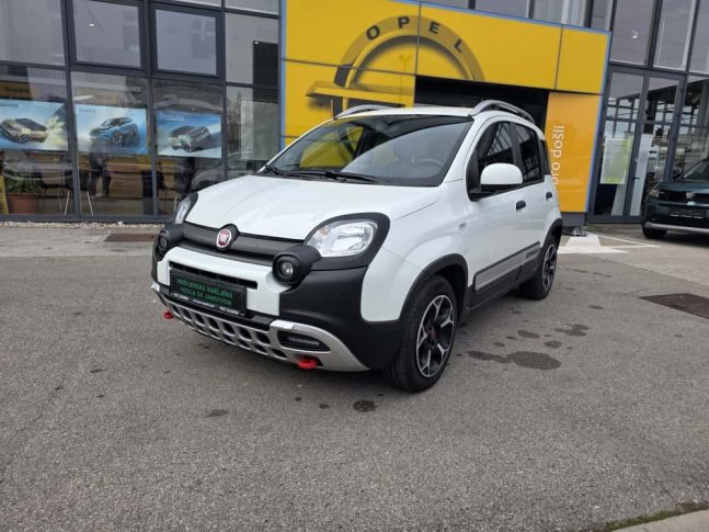 Fiat Panda Cross 1.0 Hybrid 52kw – 1 godina garancije!